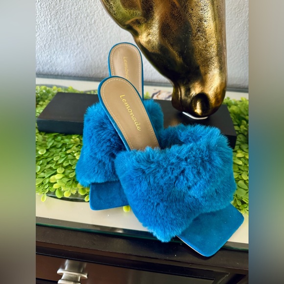 Lemonade Heels - Picture 2 of 3